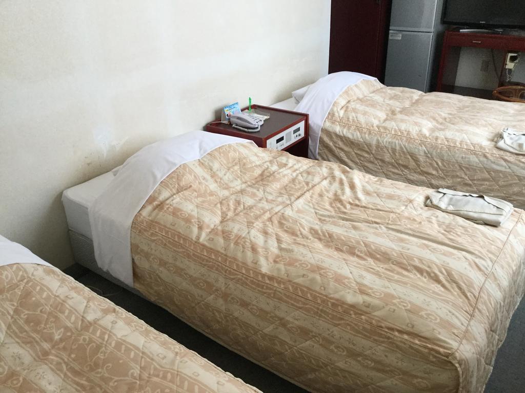 Hotel Peace Land Ishigaki Ishigaki  Exterior photo