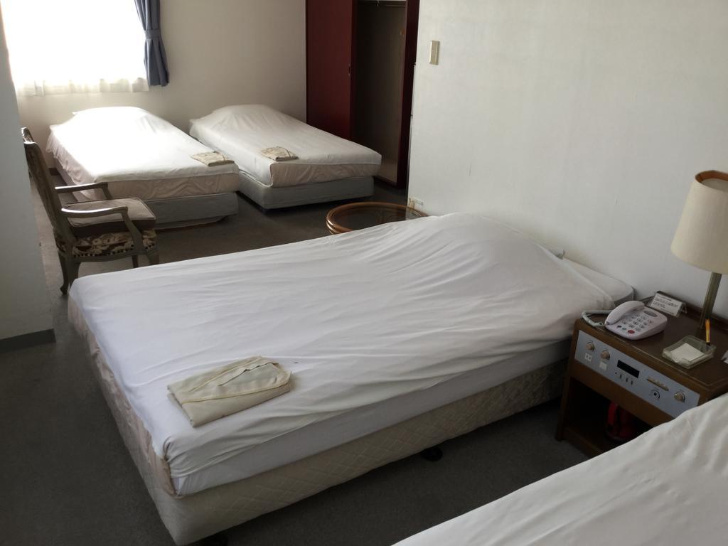 Hotel Peace Land Ishigaki Ishigaki  Exterior photo